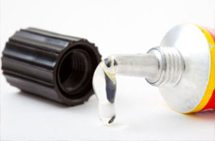 Glue & Sticky Fixers